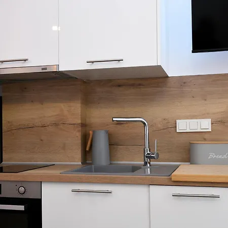 Diamond Deluxe Loft * Nea Iraklitsa