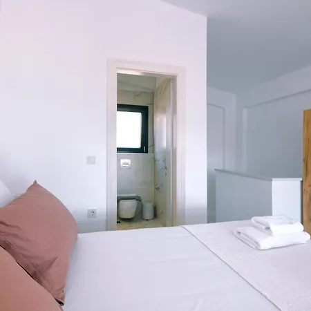 Diamond Deluxe Loft Nea Iraklitsa