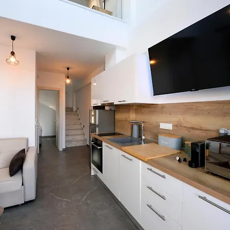 Daire Diamond Deluxe Loft *