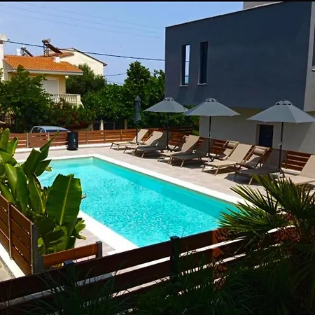 Diamond Deluxe Loft *