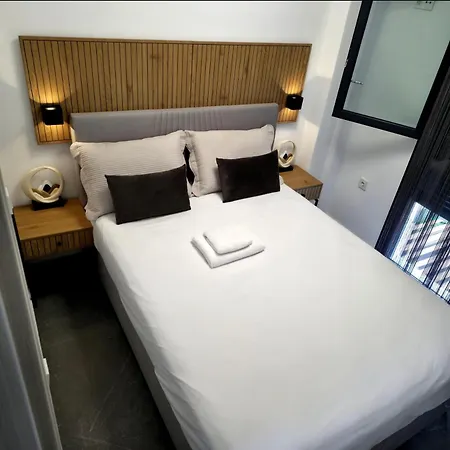 Diamond Deluxe Loft Lägenhet Nea Iraklitsa