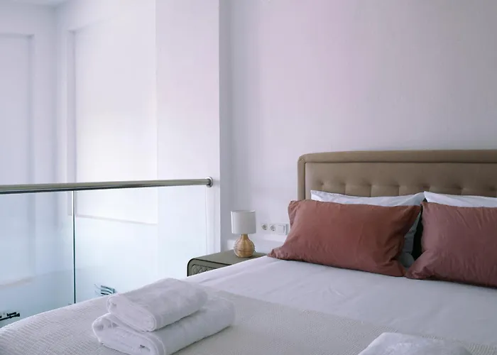 Diamond Deluxe Loft * Nea Iraklitsa