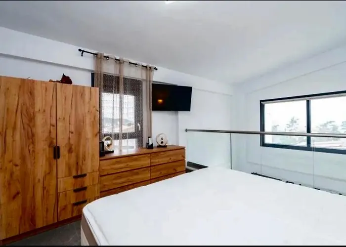 Lägenhet Diamond Deluxe Loft Nea Iraklitsa