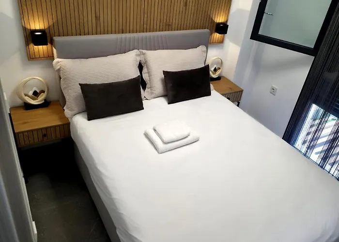 Diamond Deluxe Loft Lägenhet Nea Iraklitsa